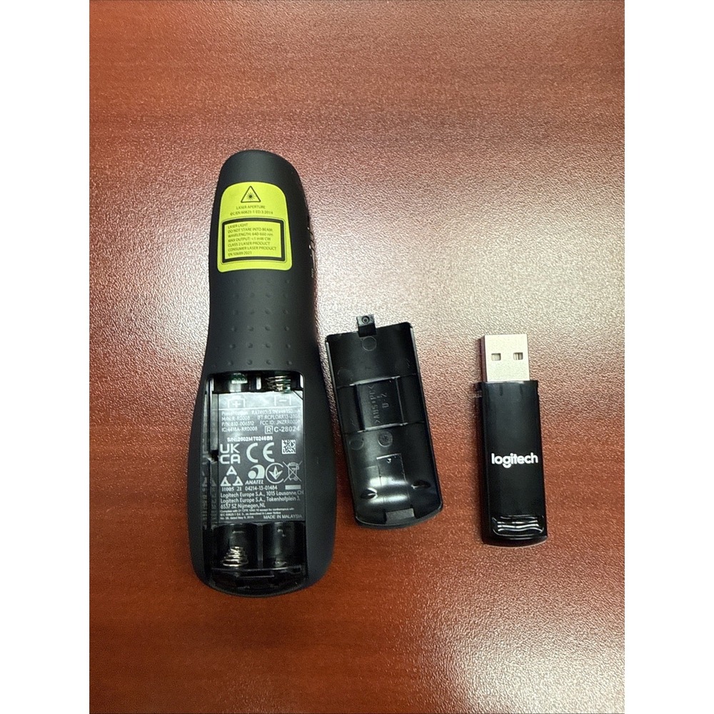 Logitech R-400 Presenter Remote Control Original Clicker Classroom Presentation - Picture 2 of 2